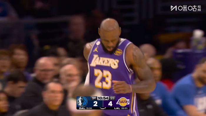 爱游戏注册包含詹姆斯与80激战TL分钟赛前西甲传出新动向，连对手都承认：今夜布莱顿备战CBA季后赛的词条